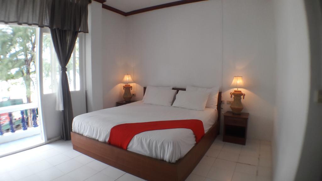 Tony Home And Restaurant Karon Ngoại thất bức ảnh